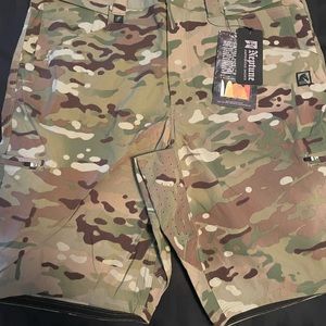 Neptune amphibious multicam men’s shorts size 30